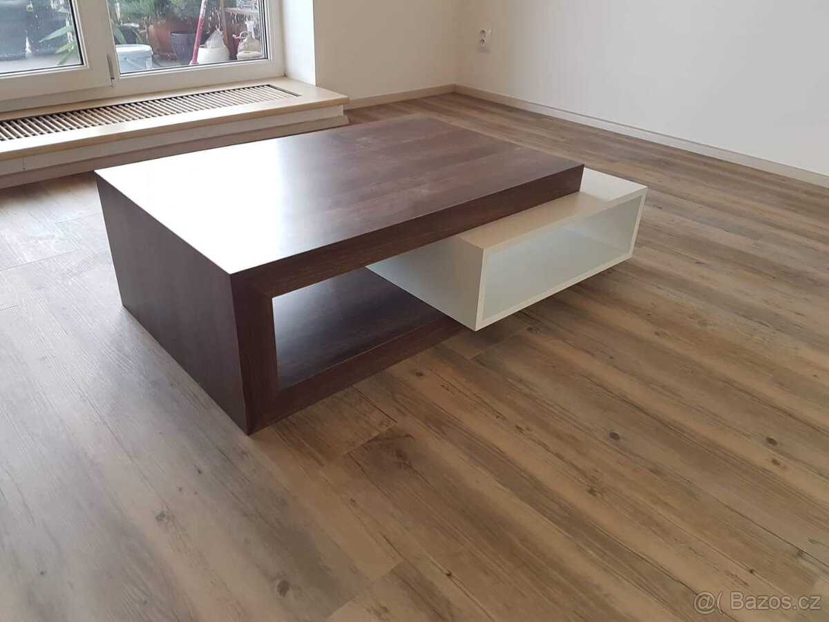 Designový konferenční stolek - nový