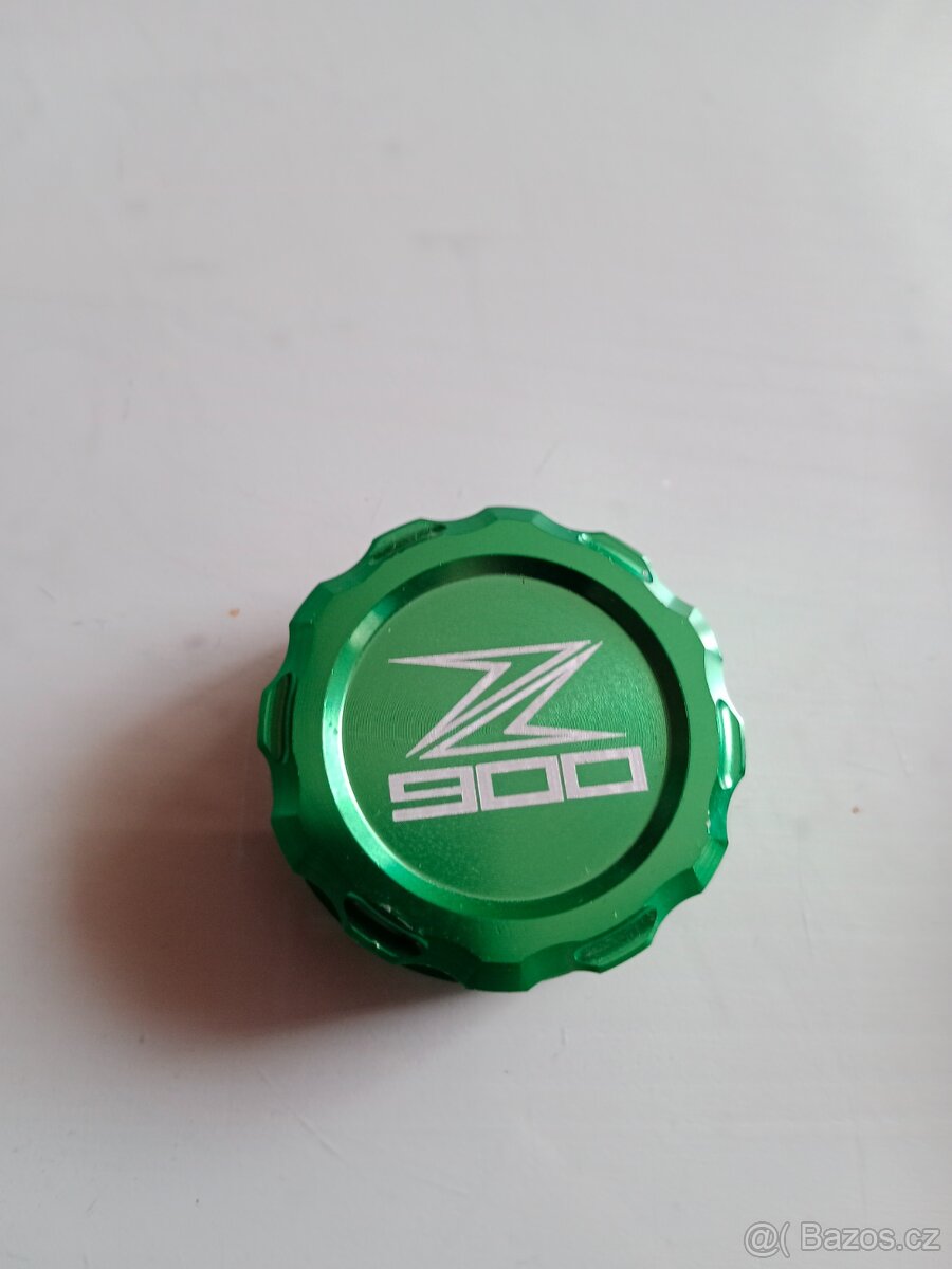 Kawasaki z 900- víčko