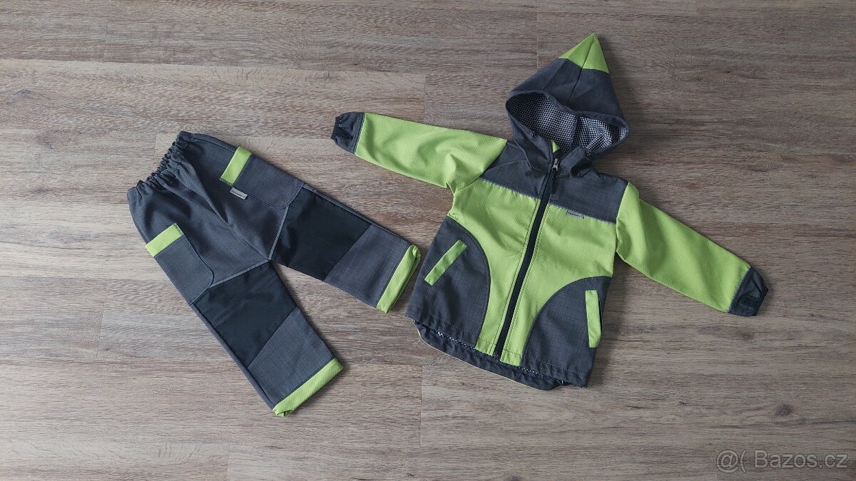 Softshellová souprava 98, top stav