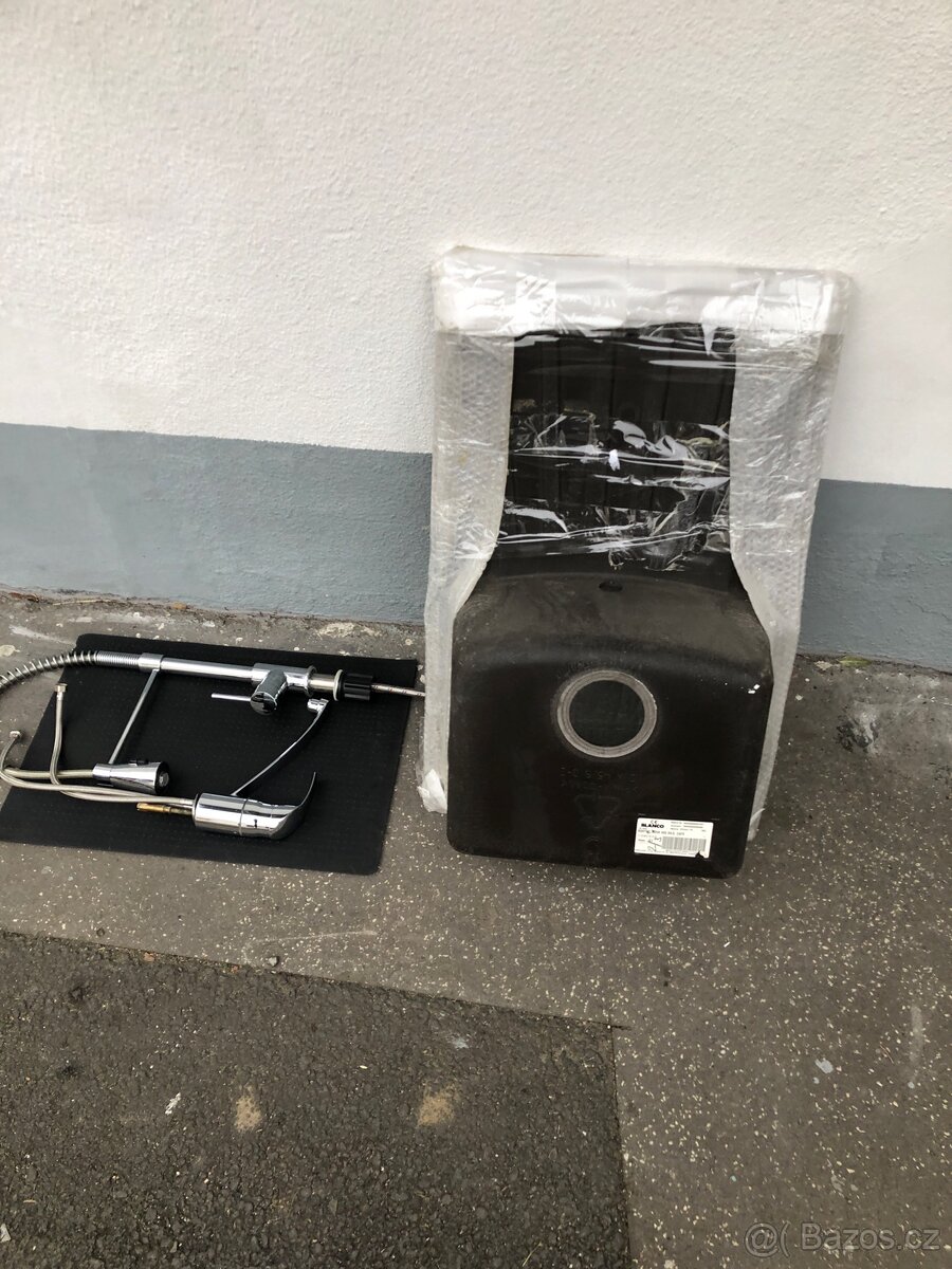 Dřez granit - Grohe baterie 2ks