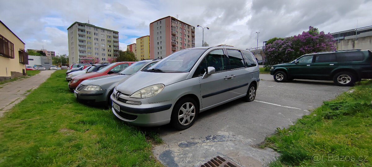 Peugeot 807 2.2 HDi (2005)