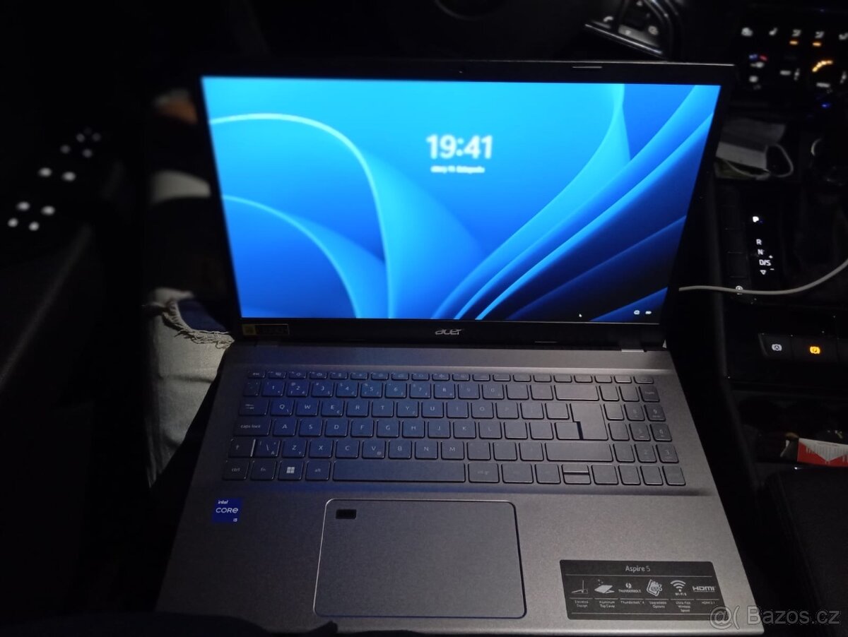 Acer Aspire A515-57 i5-12450H 2 GHZ 16GB 15,6 FHD Top stav