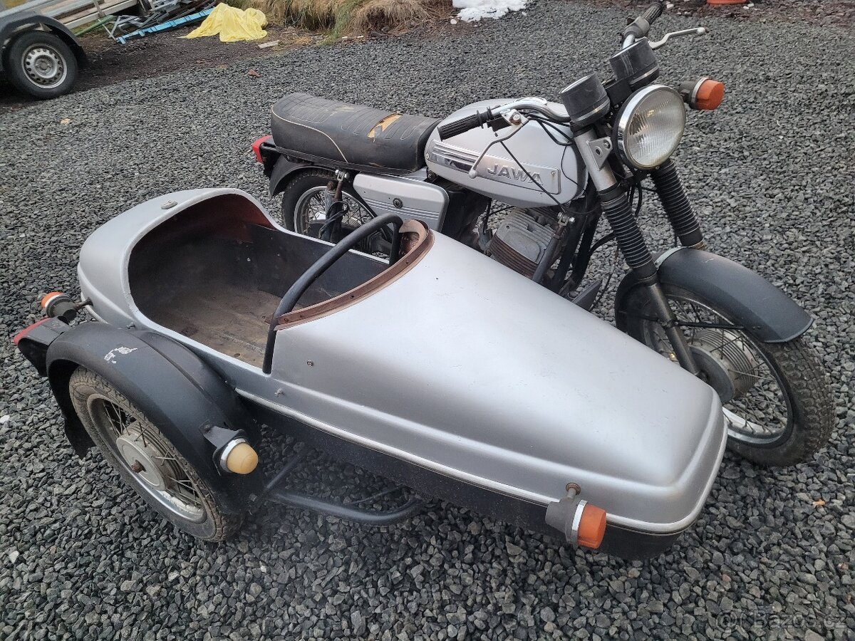 Jawa 350/634 + sidecar Velorex 562