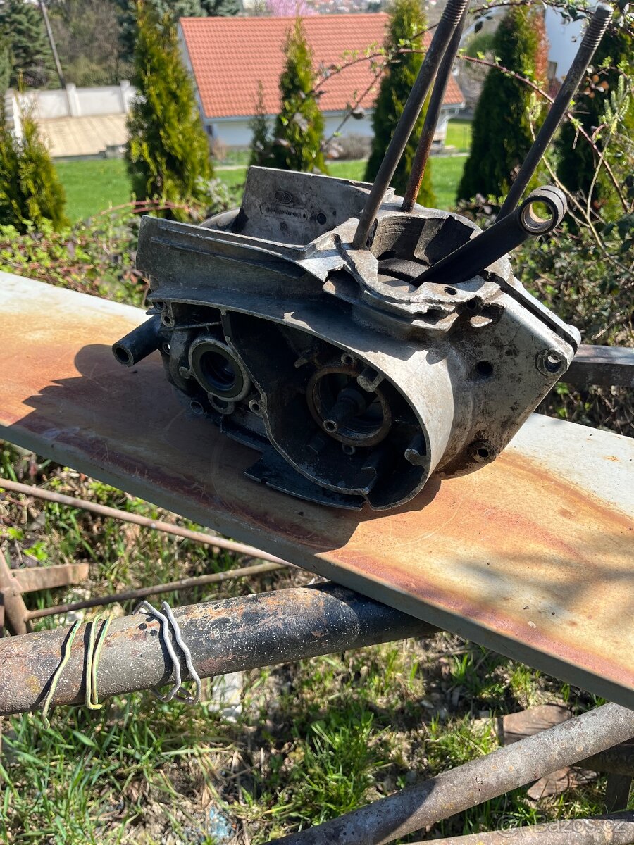 Predam kartre na Jawa 250/559 panelka č.2
