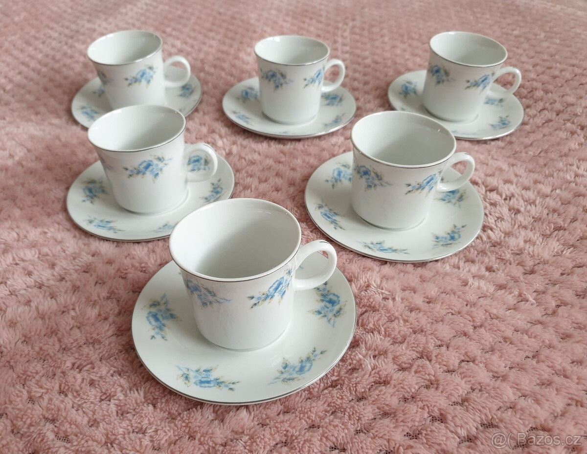 Čínský čajový porcelán šálky modré květiny