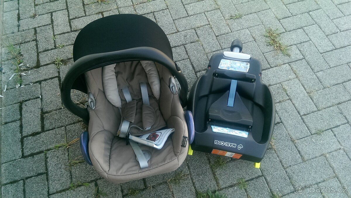 maxi cosi autosedacka a se zakladnou vajicko isofix hneda