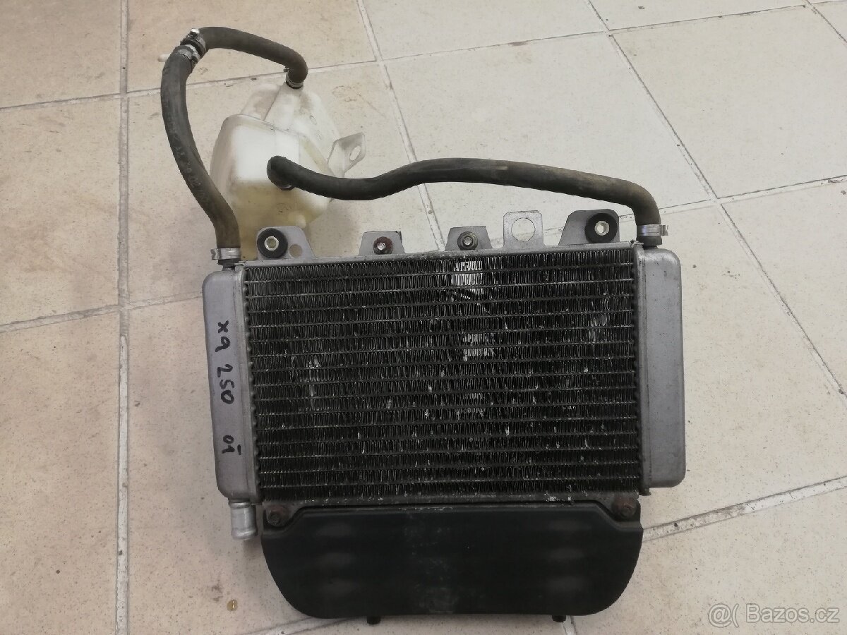 Chladič Piaggio X9 250