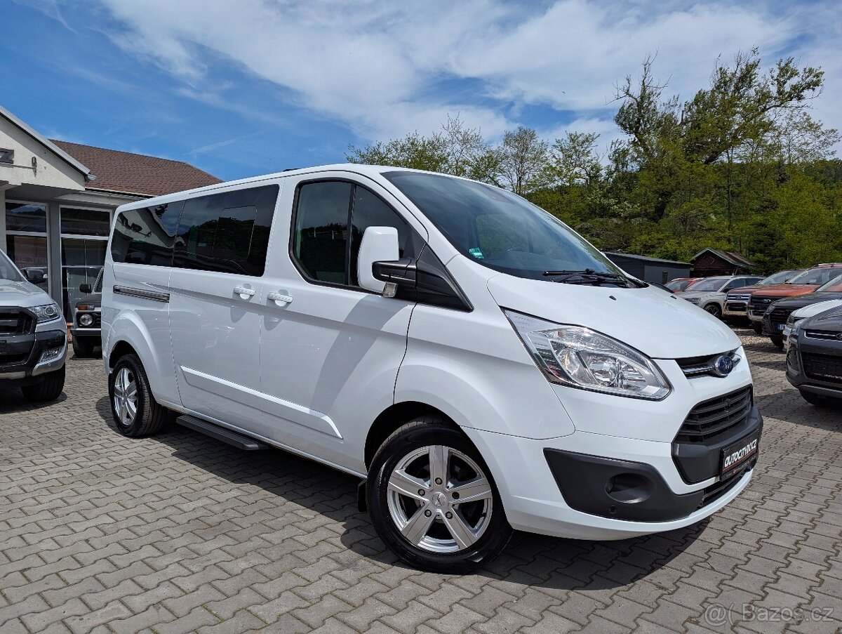 Ford Tourneo Custom 2.0TDCi 125kW 8 MÍST KAMERA ČR