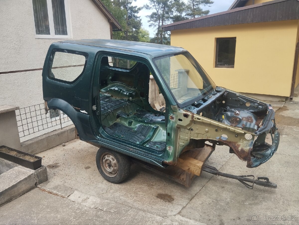Skelet Suzuki Jimny