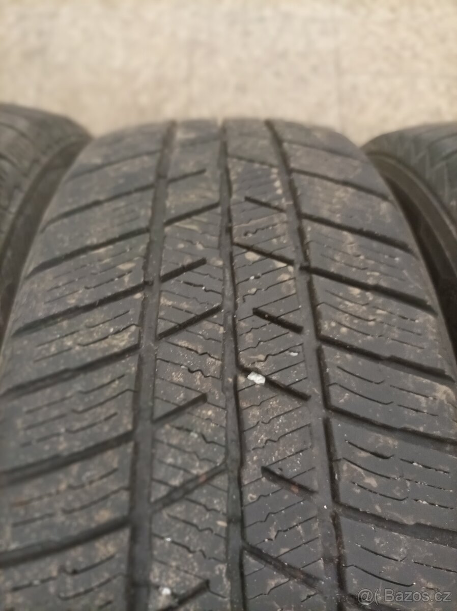 Zimní pneu Barum 185/60 R15 XL