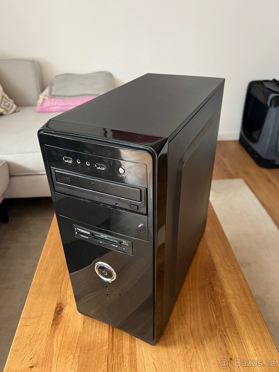 Stolní PC včetně Windows 10 PRO