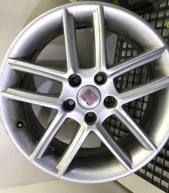 4 kusy originálních ALU disků SEAT Exeo 5x112x17