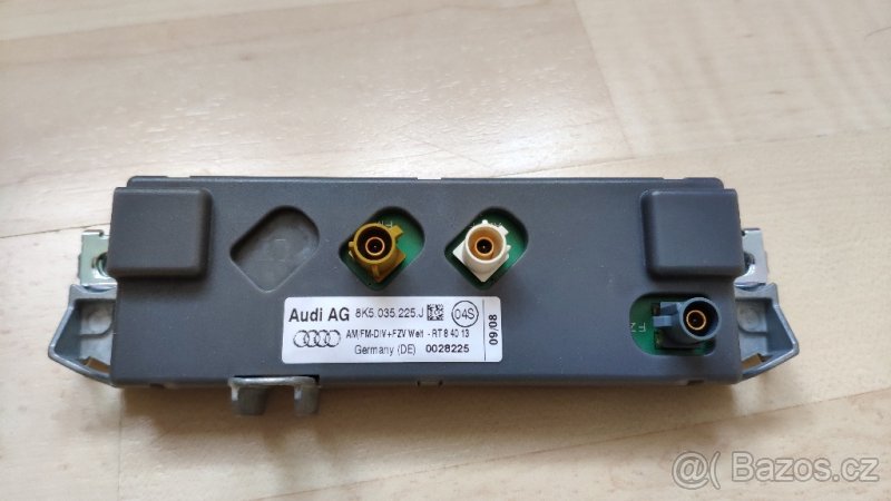 Zesilovač antény Audi A4 (8K5035225AA)