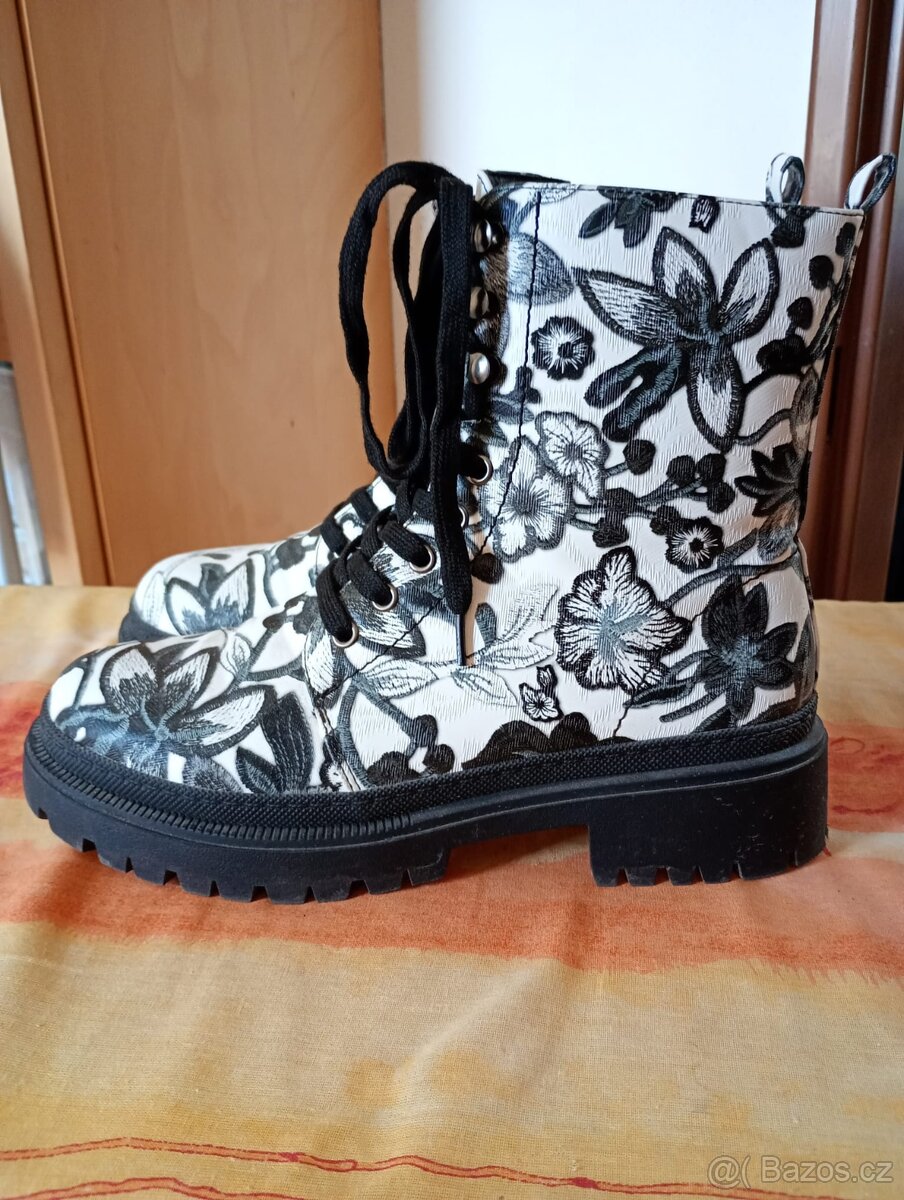 Dámské kotníkové boty zn. Desun, vel. 41