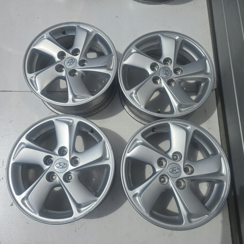 ALU HYUNDAI I30 IX25 IX35 TUCSON 16'' 5X114.3 ET45