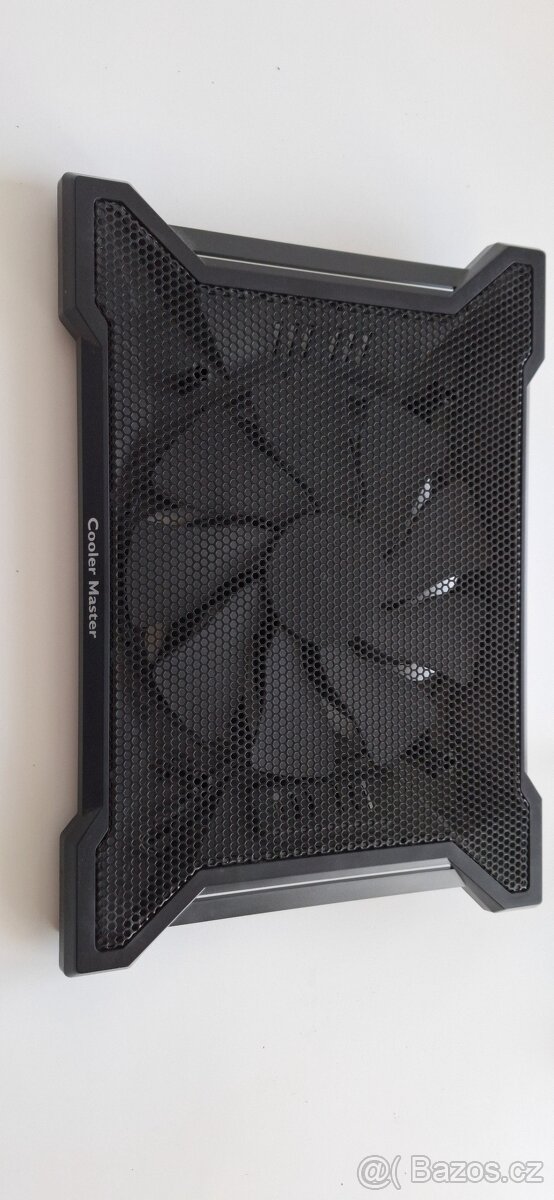 Chladicí podložka pod notebook – USB napájení, tichý chod