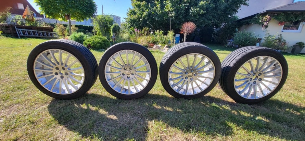 Prodám stylovou sadu 4 ks elektronů R17 + pneu – ALFA ROMEO