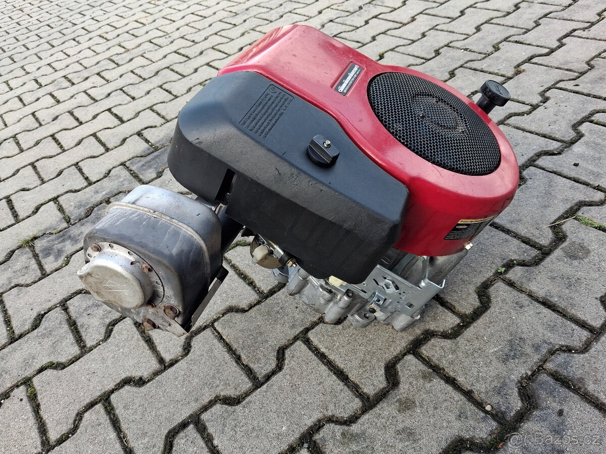 MOTOR BRIGGS STRATTON 15.5 HP