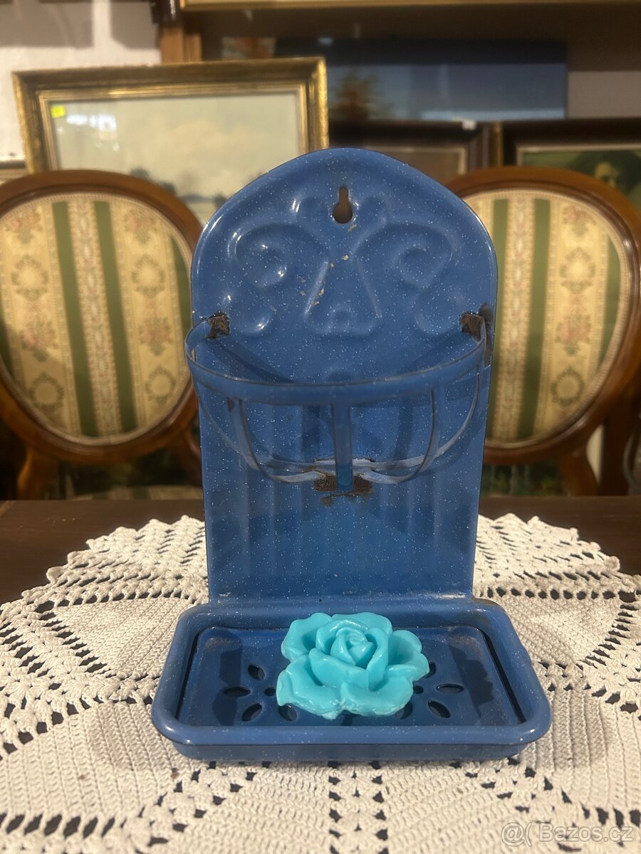 Smaltovaný držák na mýdlo vintage,kon.19stl..