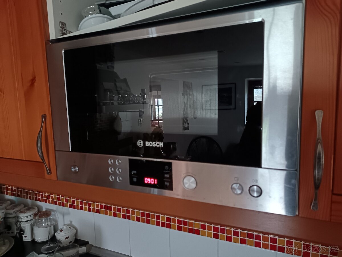 Mikrovlnka Bosch