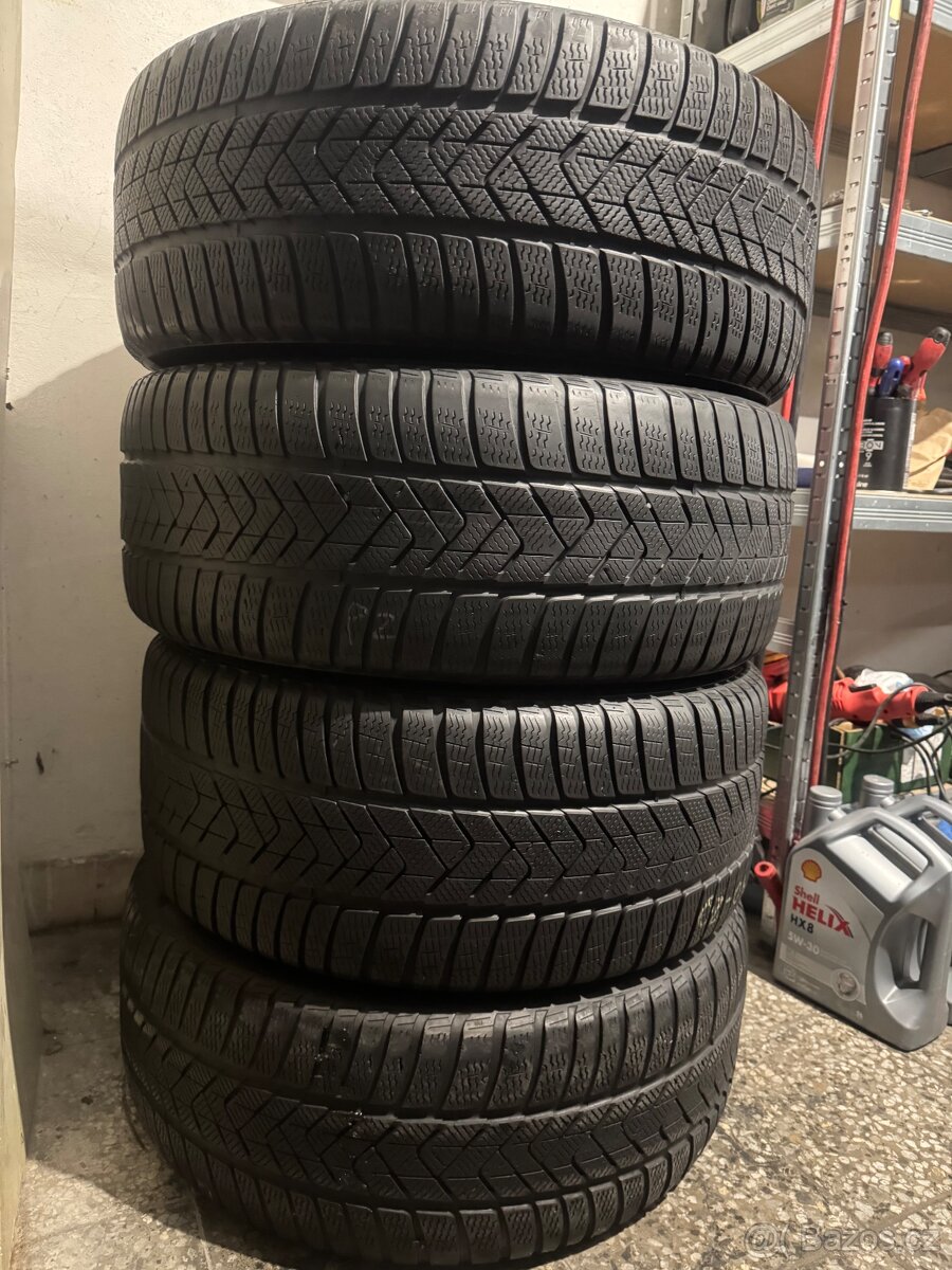 Zimní pneu 275/45/20 Pirelli Scorpion Winter