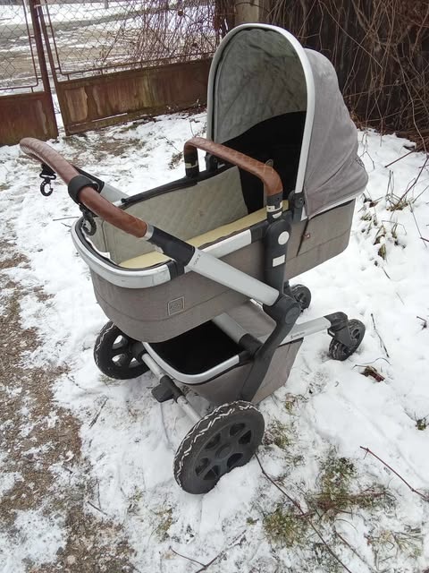 Kočárek JOOLZ - po 1 dítěti