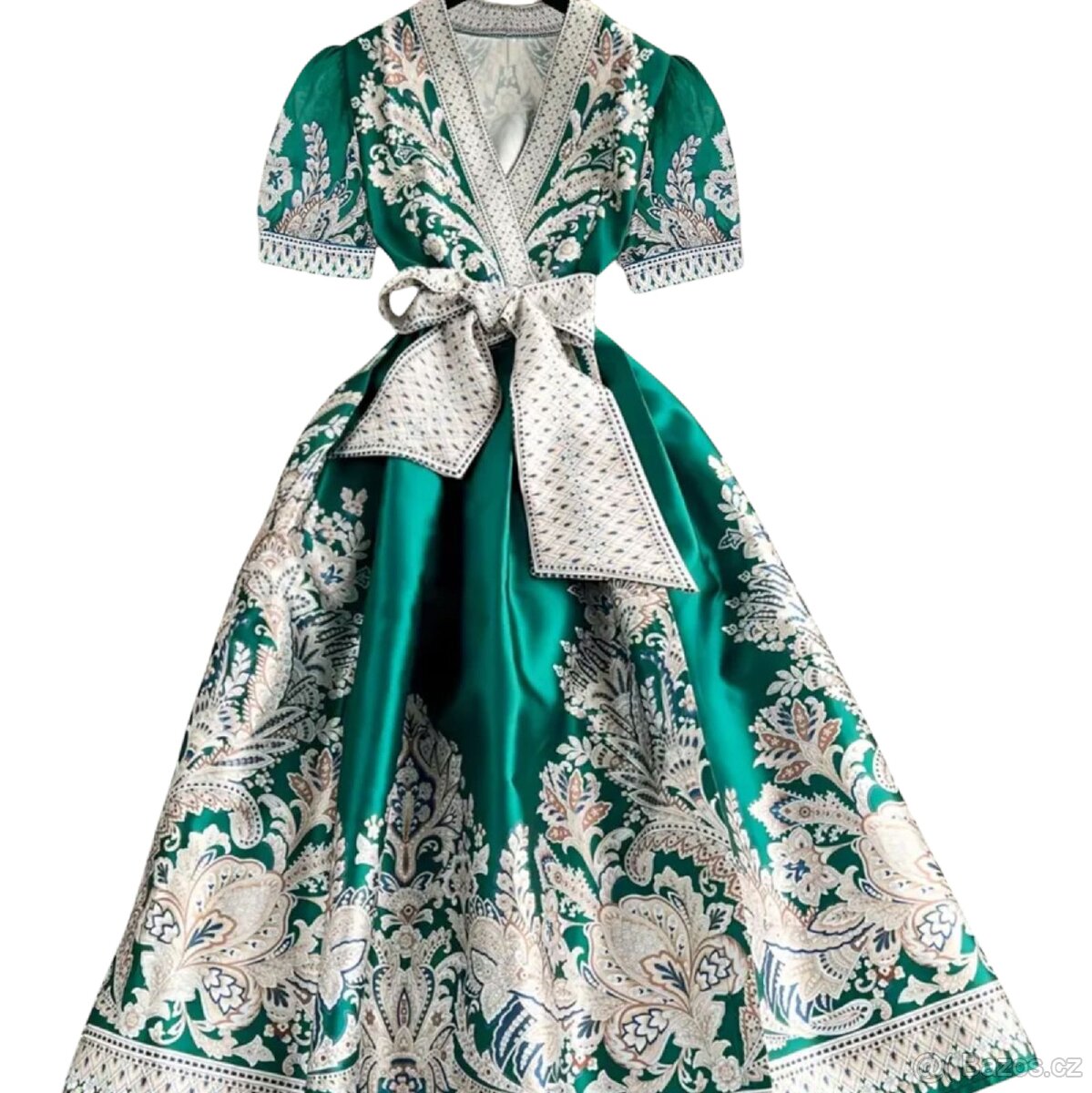 Krásné nové šaty