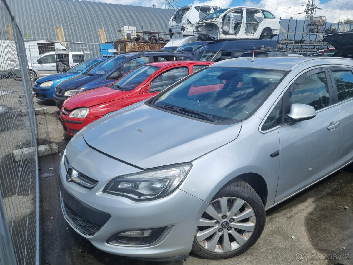 Opel Astra J 1.6 CDTI ( B16DTL ) 81kW r.2016 stříbrná Z176 n