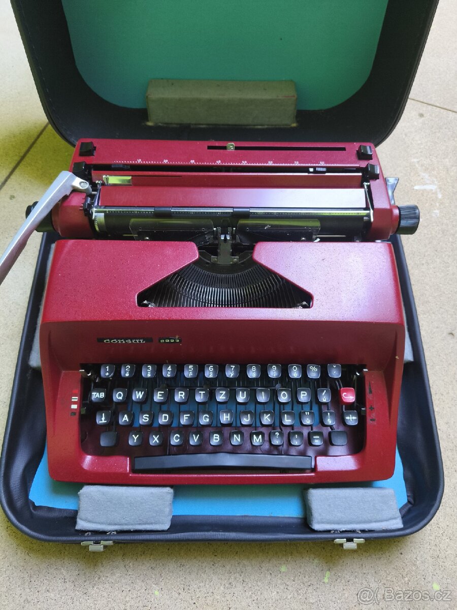 Psací stroj Consul