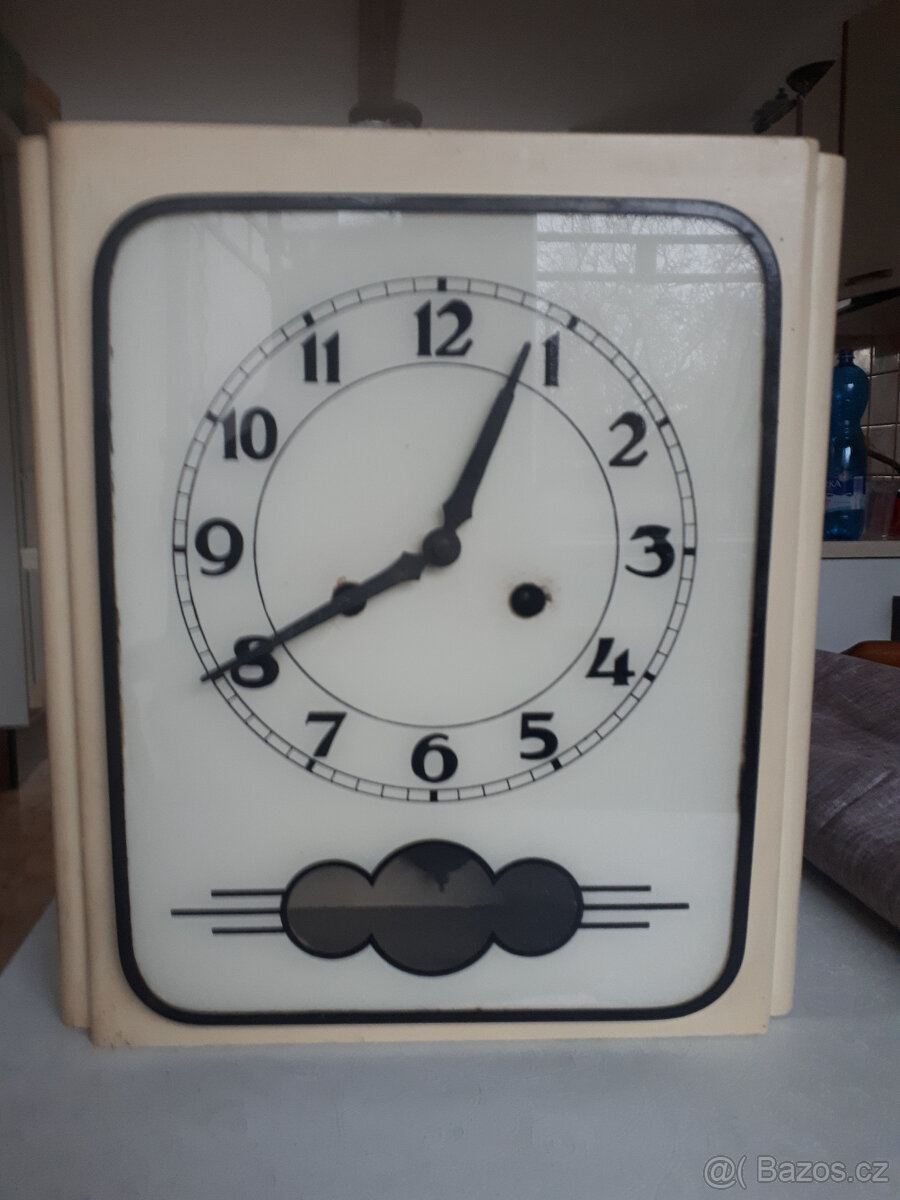 Bicí kuchyňské hodiny