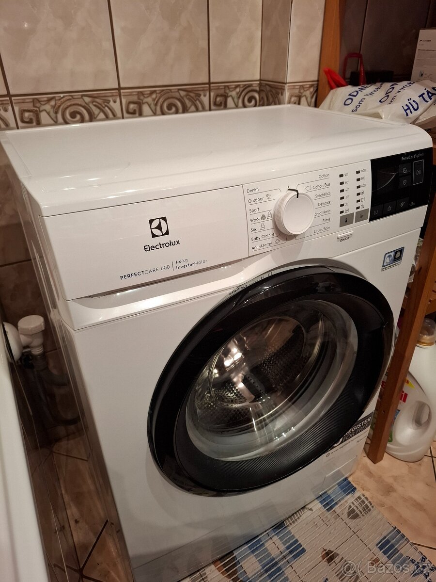 Úzká pračka Electrolux