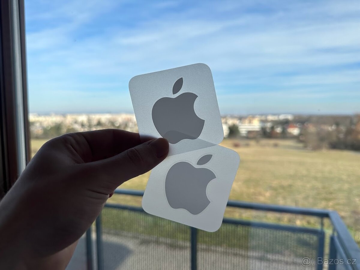 APPLE BÍLÉ ORIGINÁLNÍ NÁLEPKY IHNED K ODBĚRU