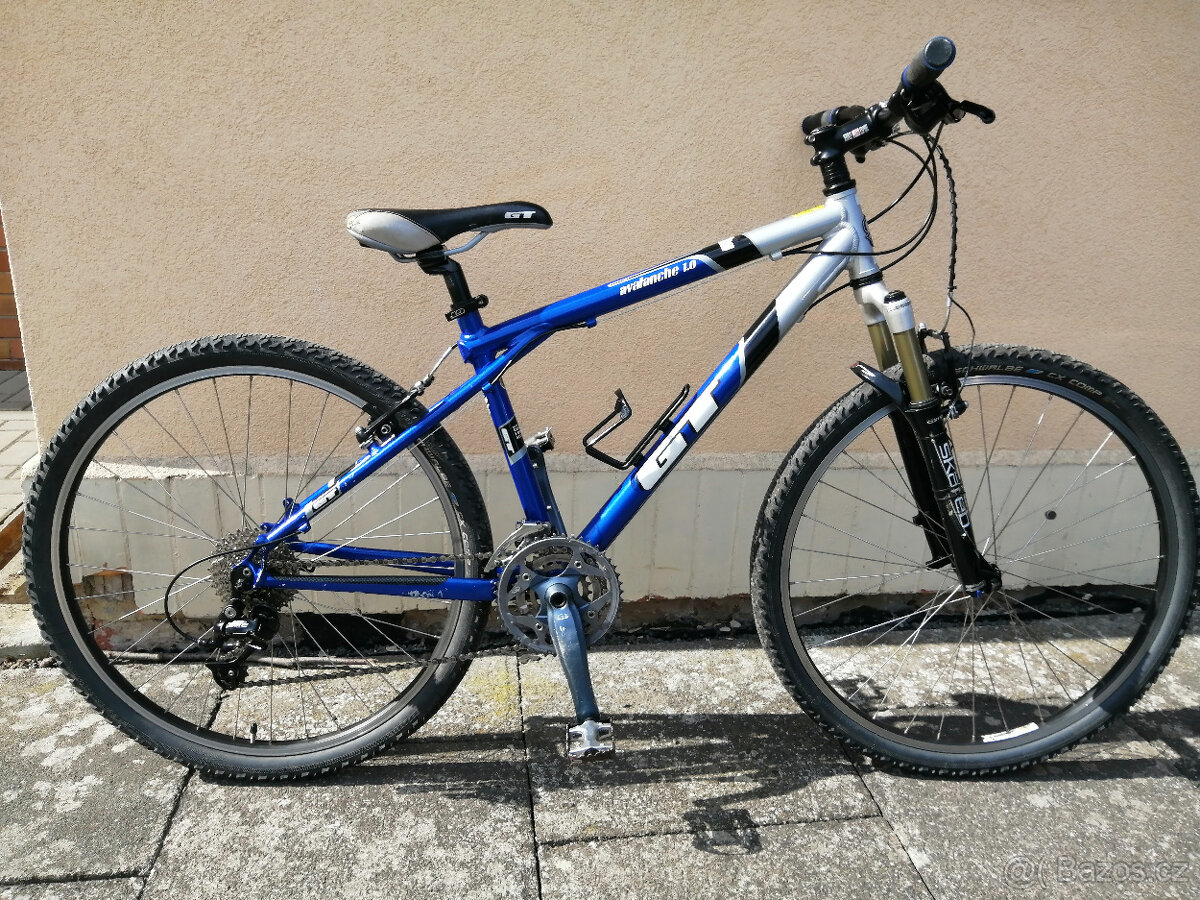 Juniorské horské kolo GT Avalanche 1.0, S 155-170 cm