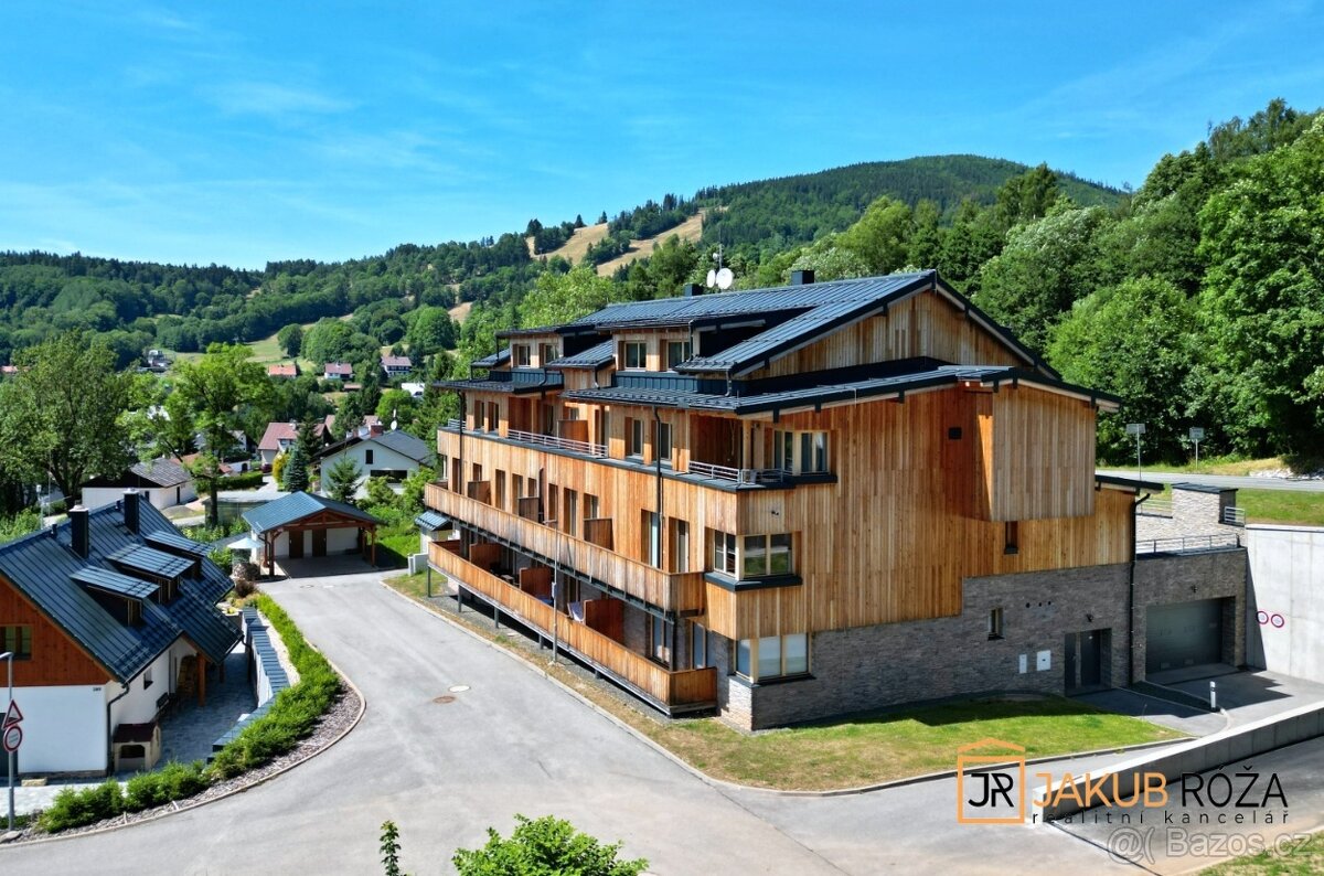 Prodej bytu 3+kk 89 m² Černý Důl