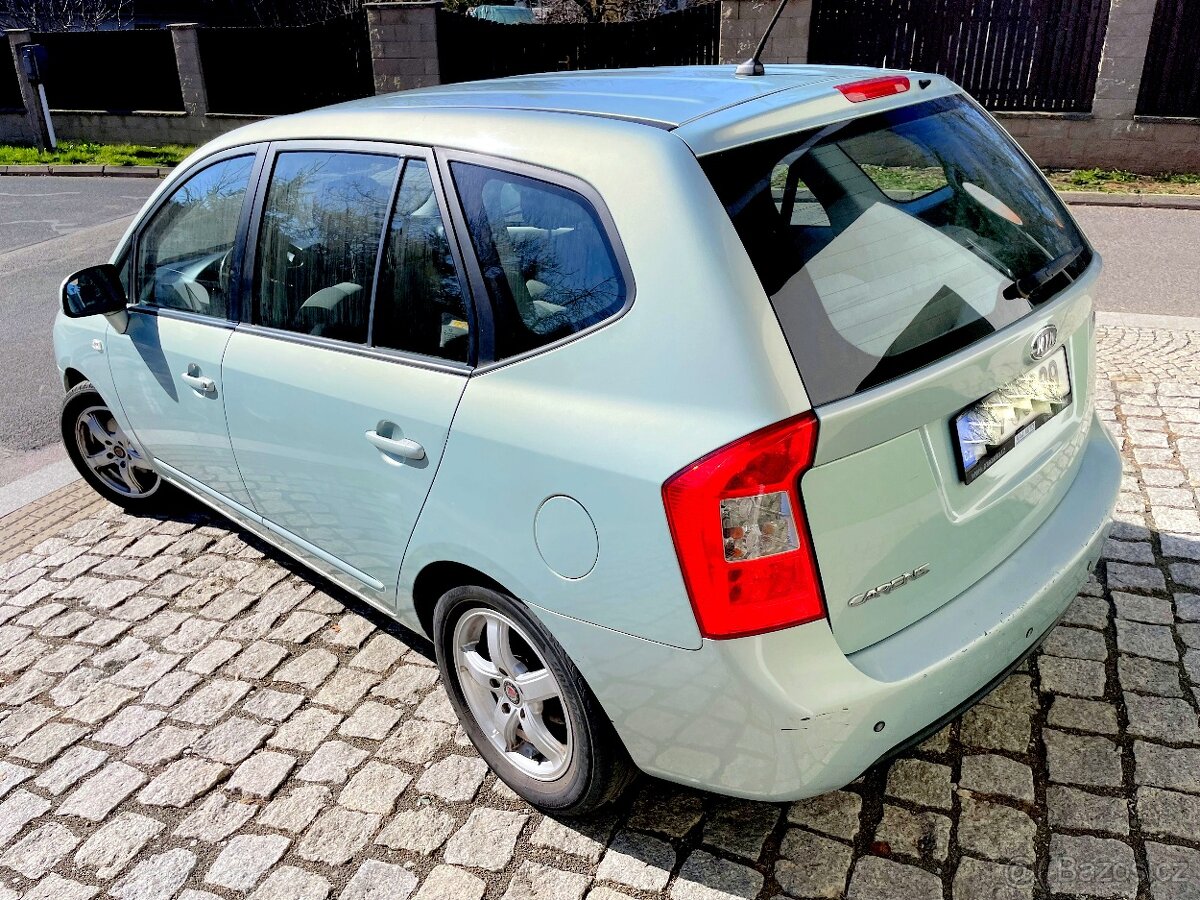 KIA CARENS 2.0i 16V 106kW, 2008, 7MÍST,ALU,TOP STAV