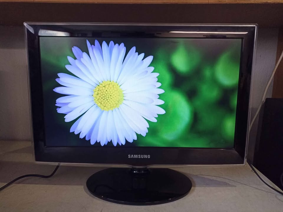 24" HD LED televize Samsung