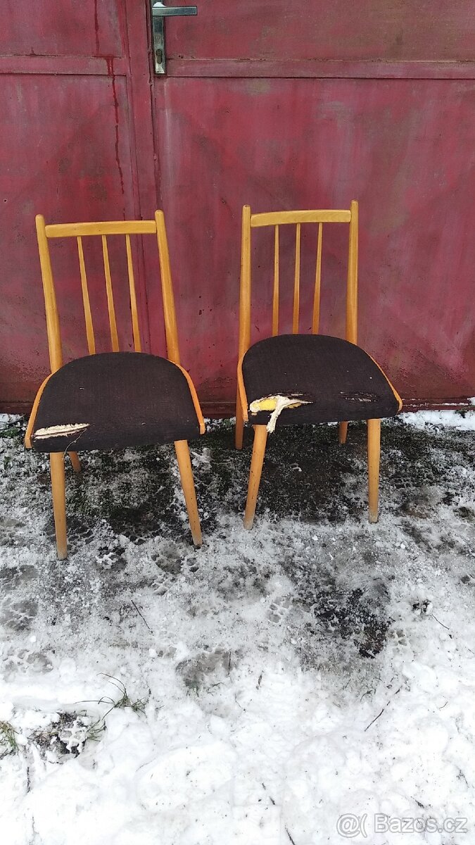 Židle tonet