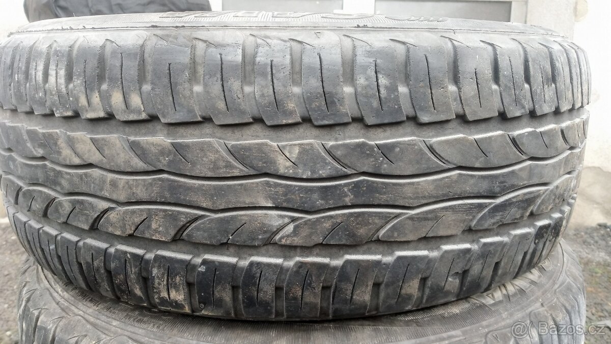 Prodám letní pneu Sava Intensa hp 195/55 R15 85H