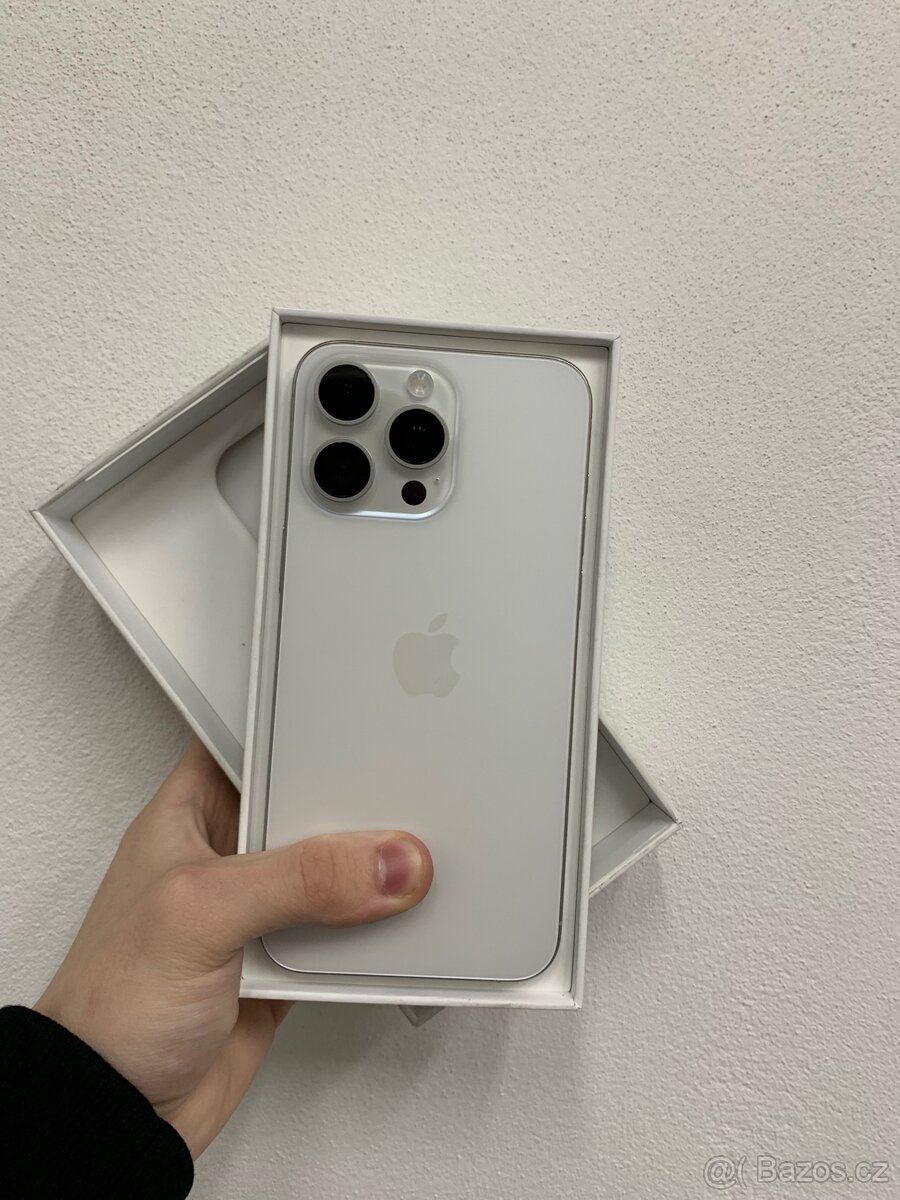iPhone 15 Pro Max 256 Bílý