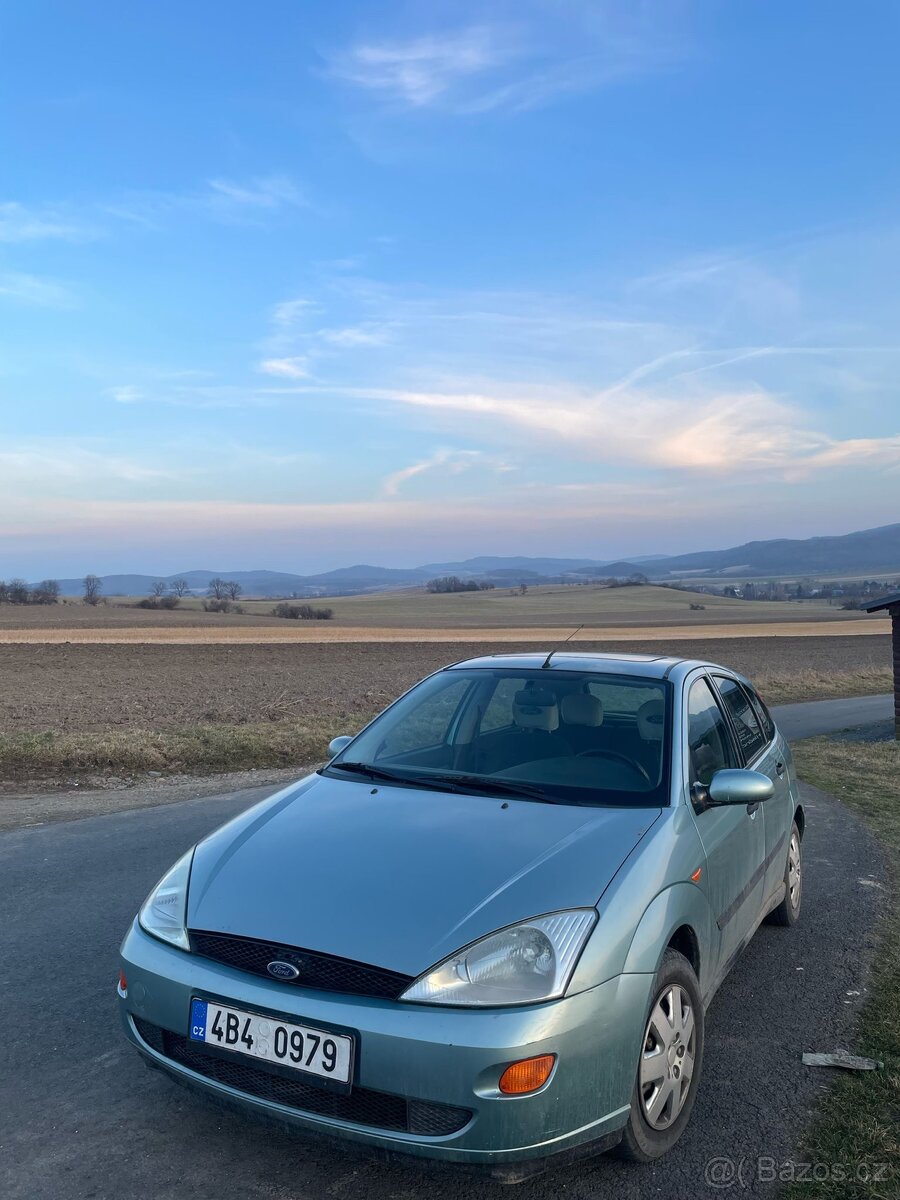 Ford focus 1,8 benzin 85 k