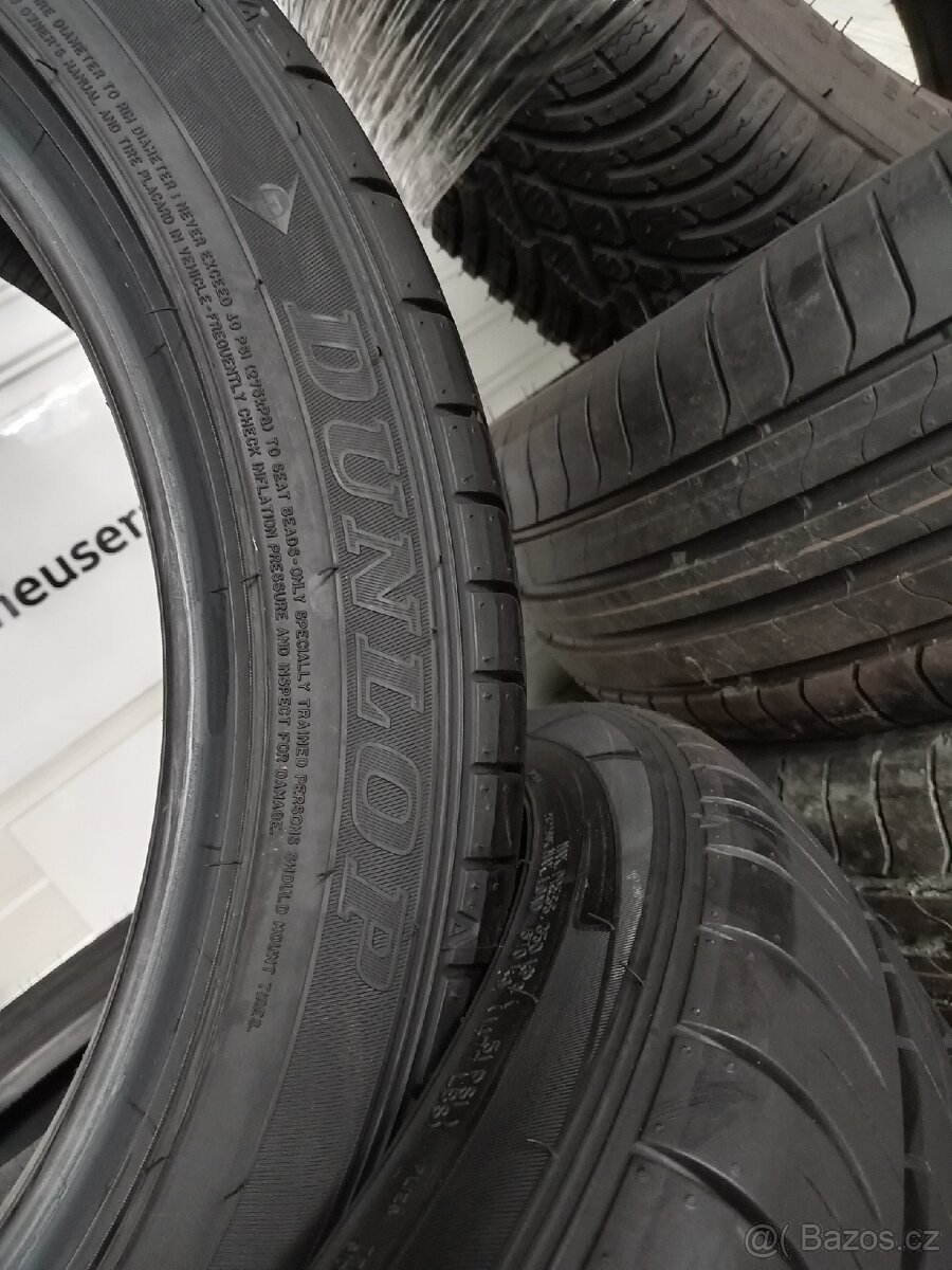 Dunlop 235/45 R18