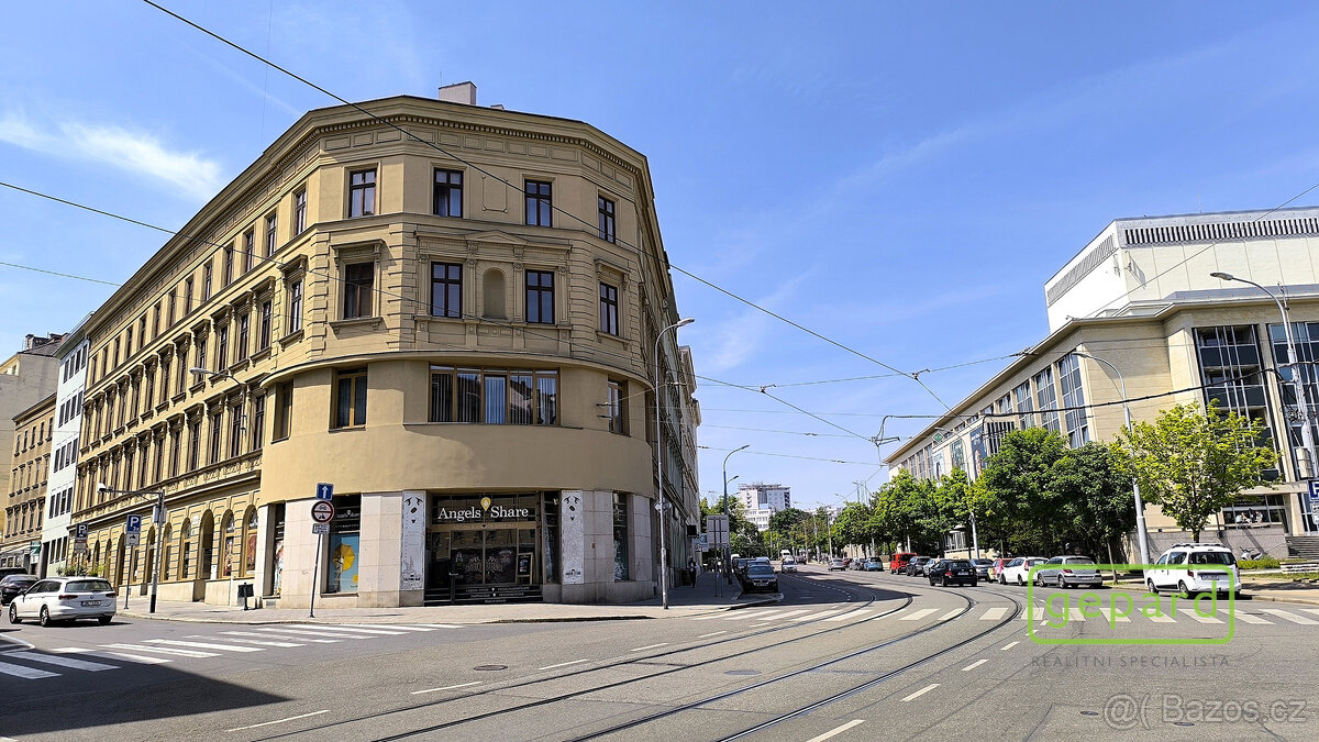 Pronájem krásného bytu 2+kk po rekonstrukci v historickém ce