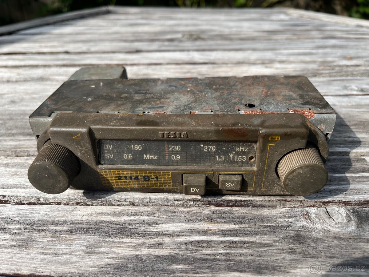 Autoradio Tesla