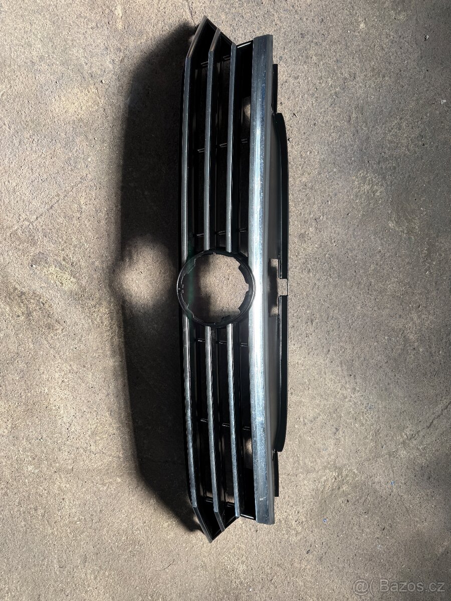 Maska Passat B8