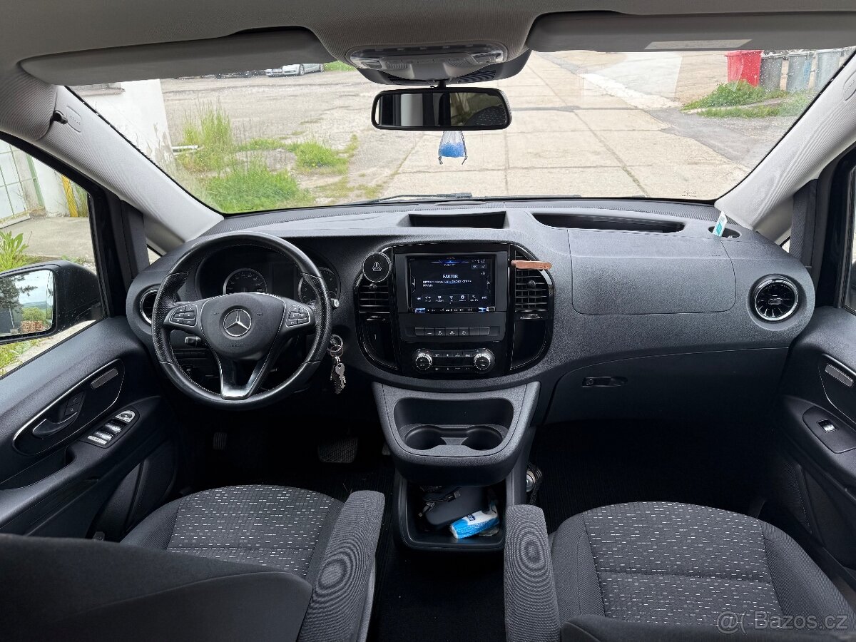 Mercedes-Benz - Vito 119 CDI / Tourer SELECT / L 4X4