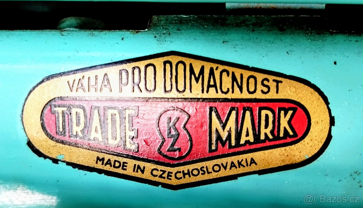 Retro stará mechanická váha pro domácnost