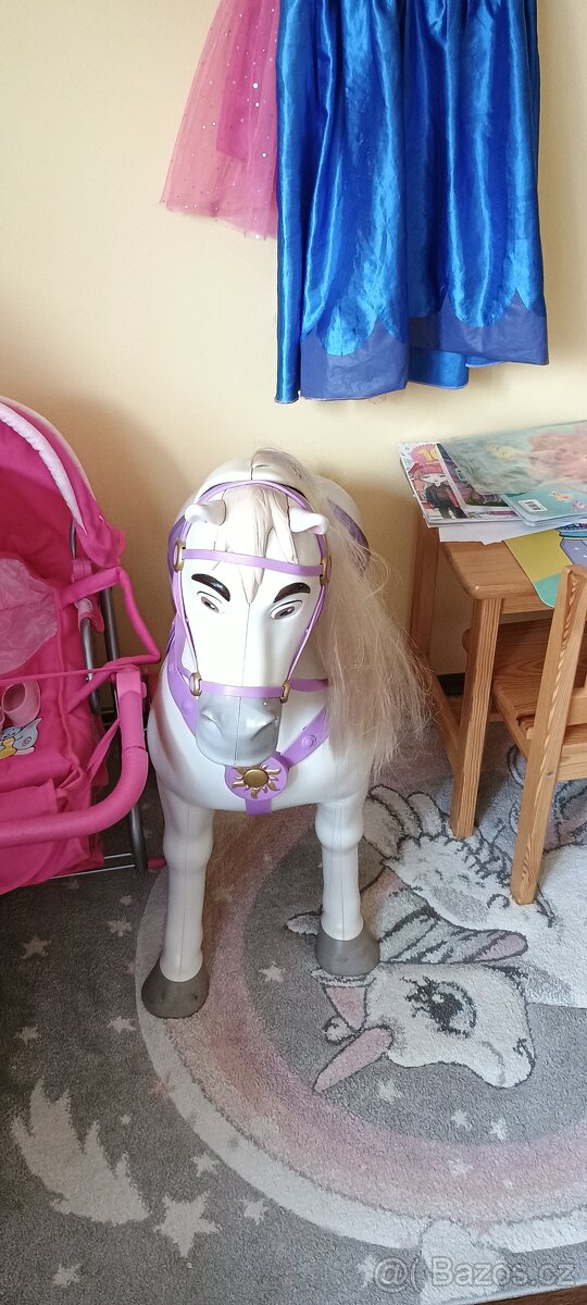Kůň z pohádky na Vlásku