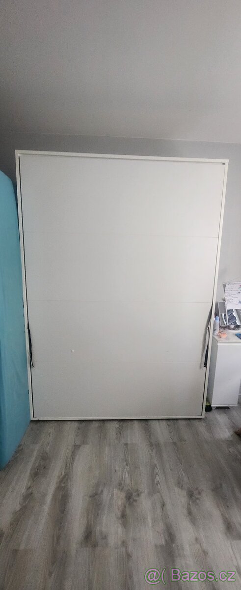 Skříňová postel 140/200