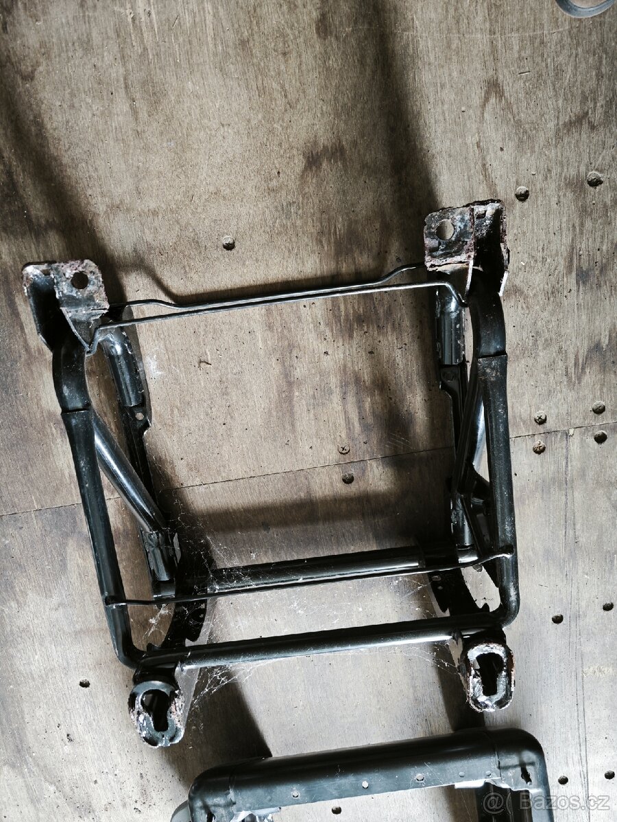 Jumper Ducato boxer konzole základna podstavec