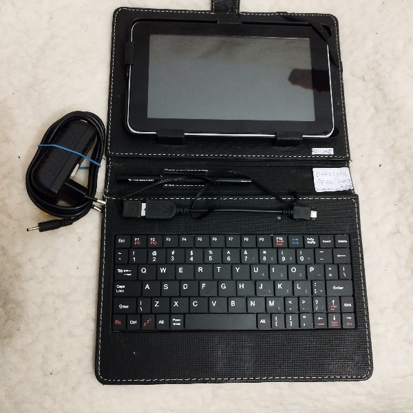 TABLET GO CLEVER TAB R70